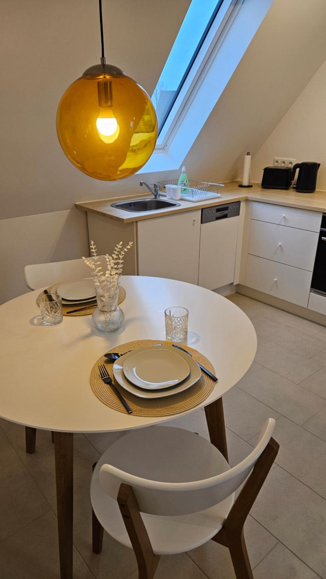 Ferienwohnung As 5 One & Two Bamberg - Modern In Ruhiger Lager Mit Balkon Hallstadt Luaran gambar