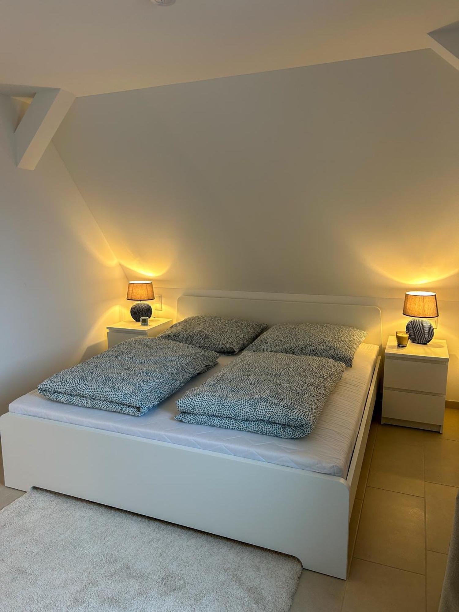 Ferienwohnung As 5 One & Two Bamberg - Modern In Ruhiger Lager Mit Balkon Hallstadt Luaran gambar